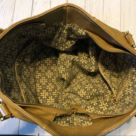 Tory Burch Purse - Picture 16 of 16